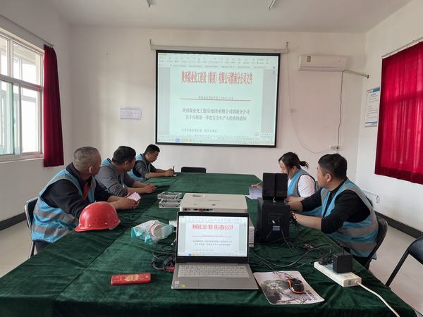 陜煤建設(shè)渭南分公司第十五項目部實干奏響“春耕曲” 按下大干“快進鍵”