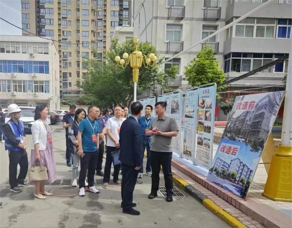 西安市新城區(qū)人大代表、政協(xié)委員蒞臨陜煤建設新城公司干休所項目進行調(diào)研