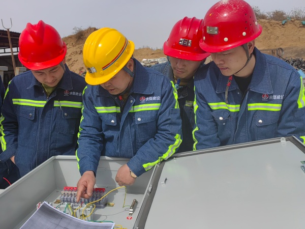 陜煤建設(shè)機(jī)電安裝公司：穩(wěn)崗補(bǔ)貼助企穩(wěn)航，技能補(bǔ)貼激勵(lì)前行