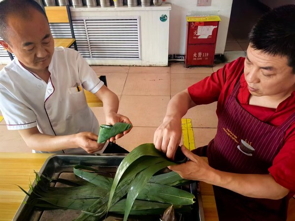 陜煤建設洗選煤運營公司檸條塔運營項目部開展“濃情端午節(jié)，‘粽’享好時光”主題活動