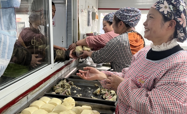 陜煤礦建三公司天山（二號井）項目部：“端午節(jié)”遇上“安全月”，“粽”享安全