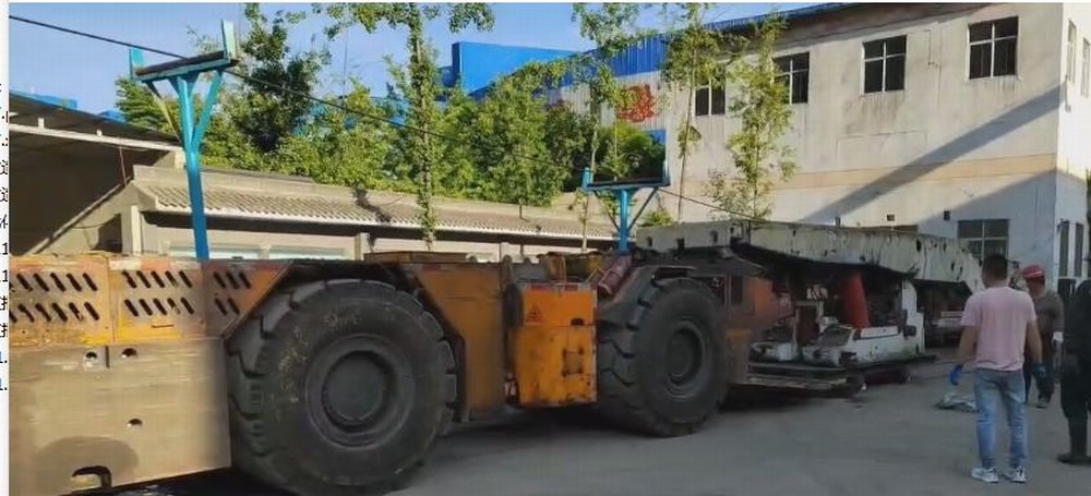 陜煤設計研究院：韓城礦業(yè)公司桑樹坪二號井率先應用無軌膠輪車支架搬運車運輸，提高工作效率，確保安全生產