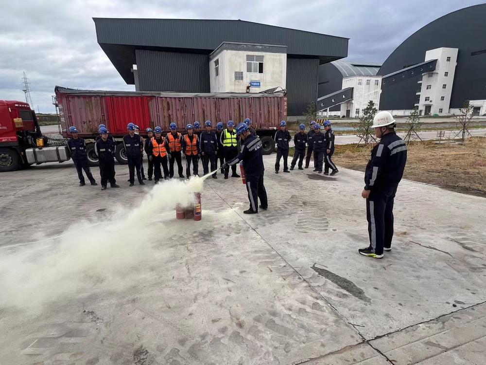 陜煤建設(shè)洗選煤運(yùn)營(yíng)公司榆陽(yáng)運(yùn)營(yíng)項(xiàng)目部：“響鼓重錘”，全力奏響百日安全最強(qiáng)音