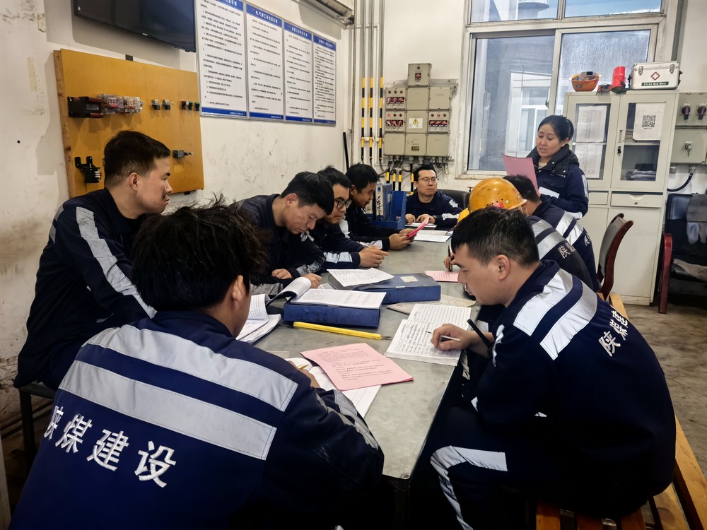 陜煤建設洗選煤運營公司神渭蒲城運營項目部： 女工協(xié)管齊行動  安全生產氛圍濃