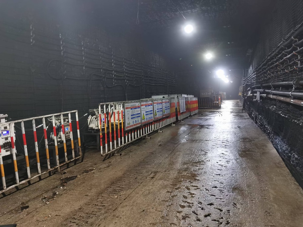 陜煤建設(shè)洗選煤運營公司第二項目部：歲末堅守，點亮煤礦“新光”，書寫新年安全序章