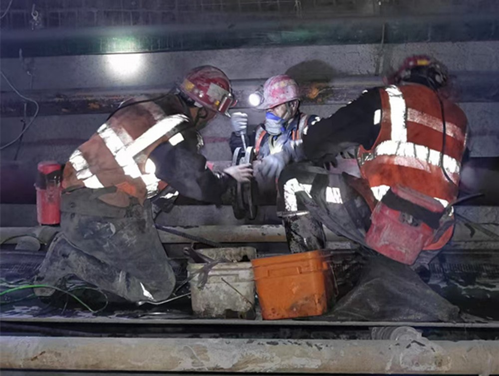 陜煤建設(shè)礦建三公司“三個(gè)一”筑牢復(fù)工復(fù)產(chǎn)安全防線(xiàn)