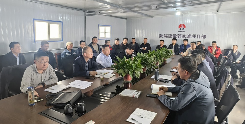 趙敬凱、劉保江到郭家灘項(xiàng)目檢查指導(dǎo)工作