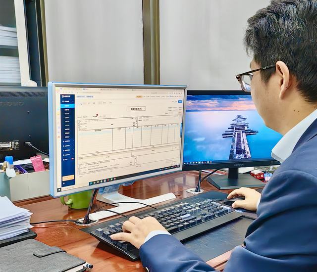 陜煤建設(shè)市場開發(fā)分公司率先啟用掃碼開票系統(tǒng)，開啟智能開票服務(wù)新時代