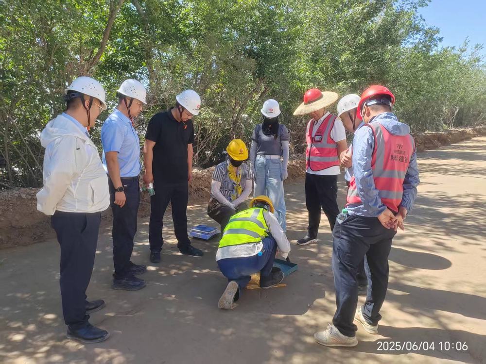 陜煤建設(shè)榆林公司：匠心鑄就品質(zhì)路 數(shù)據(jù)賦能暖民生