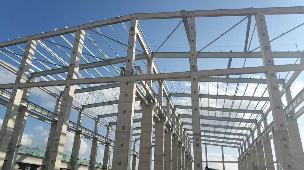 陜煤建設(shè)銅煤公司：施工黃金季捷報(bào)頻傳，重點(diǎn)項(xiàng)目節(jié)點(diǎn)“連環(huán)突破”