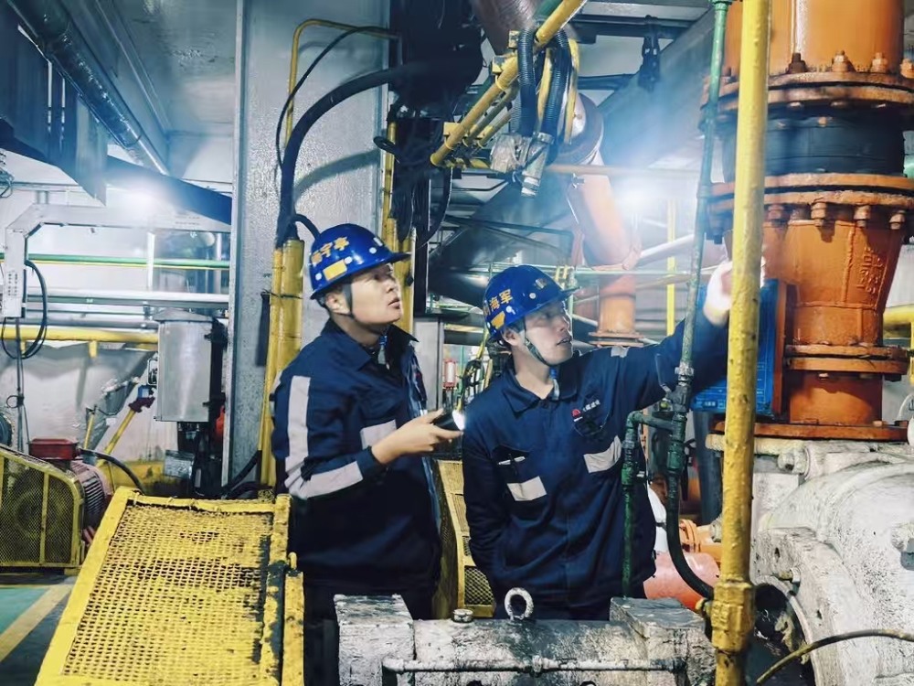 陜煤建設(shè)洗選煤運(yùn)營公司紅柳林洗煤廠項目部：實干攻堅奪“雙過半” 乘勢奮進(jìn)沖刺“下半程”