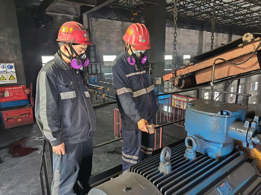 陜煤建設(shè)洗選煤運(yùn)營公司澄合山陽運(yùn)營項(xiàng)目部：烈日炙烤，他們的堅(jiān)守最“滾燙”