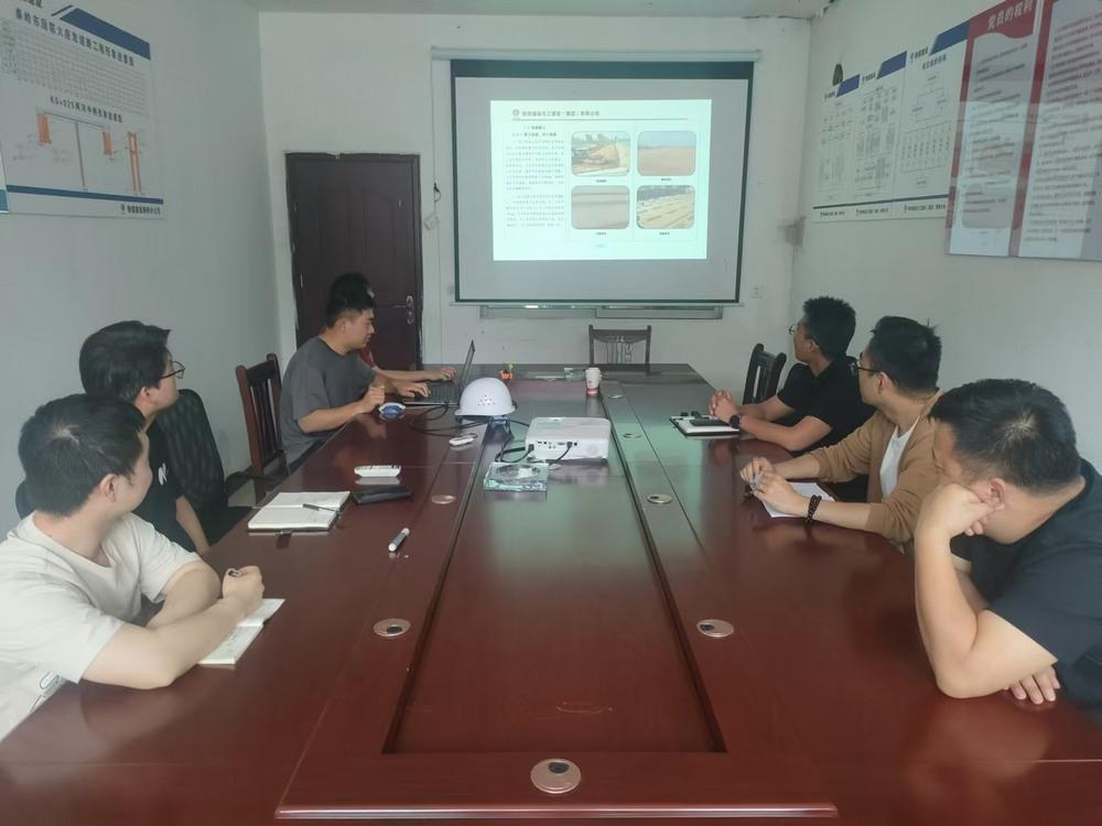 陜煤建設(shè)路橋分公司秦嶺項目：筑牢安全防線 多措并舉促建設(shè)