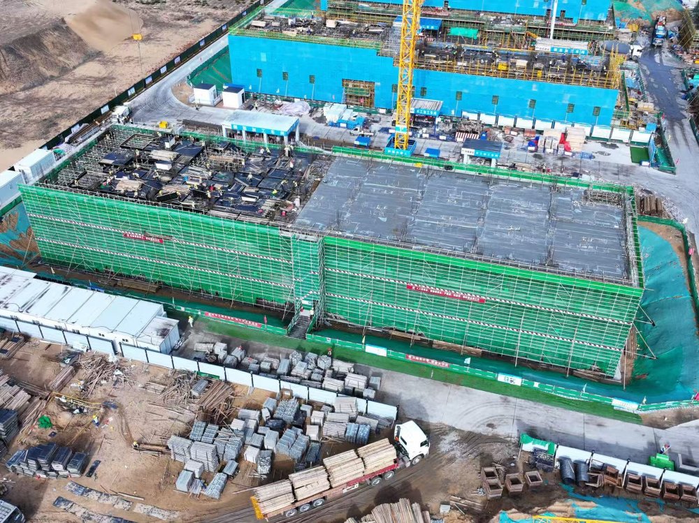 戰(zhàn)荒漠、搶節(jié)點！陜煤建設天工公司土建第五項目部以“鐵軍擔當”推進榆林化學二期建設