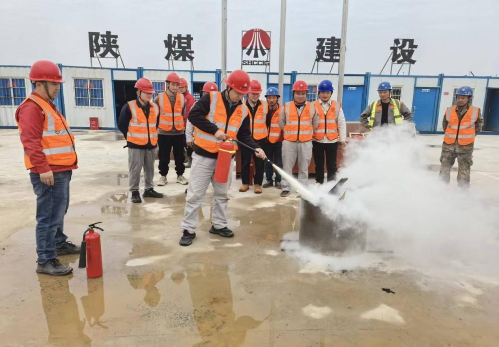 陜煤建設(shè)西北分公司：雙措并舉筑防線 安全護航促生產(chǎn)